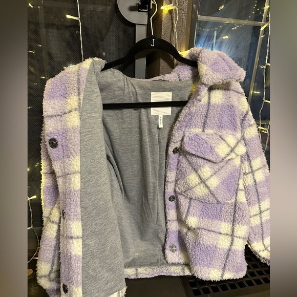 Purple Plaid Faux Fur Sherpa Jacket - Small - Retail $140 - Avec Les Filles - Picture 5 of 6